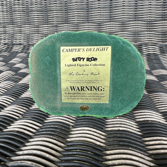 Vintage Betty‎ Boop Danbury Mint Lighted Figurine Collection Campers Delight - Picture 9 of 11